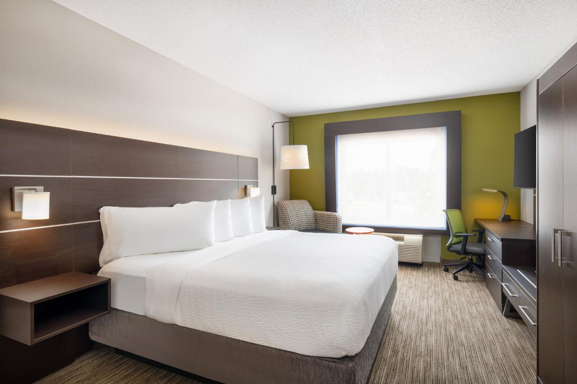 Holiday Inn Express - Spring Hill By Ihg Экстерьер фото