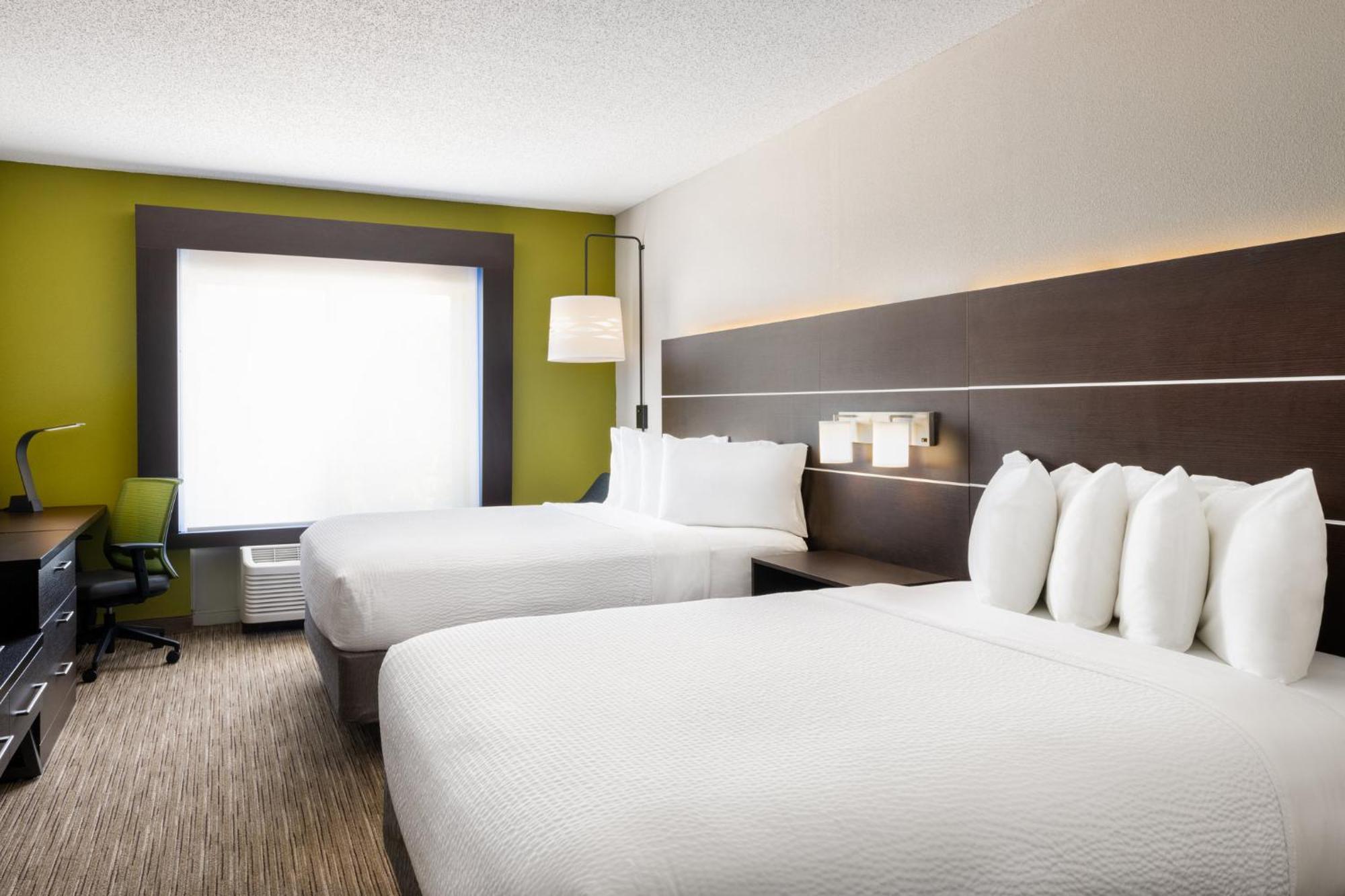 Holiday Inn Express - Spring Hill By Ihg Экстерьер фото